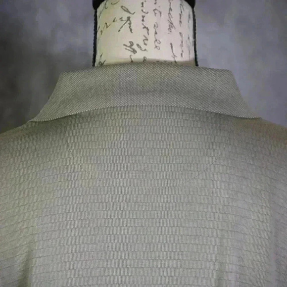 IZOD Golf Shirt size XL - Beige/Brown 3 button collared - Picture 7 of 7